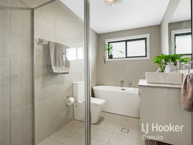 72 Plumegrass Avenue, Denham Court NSW 2565