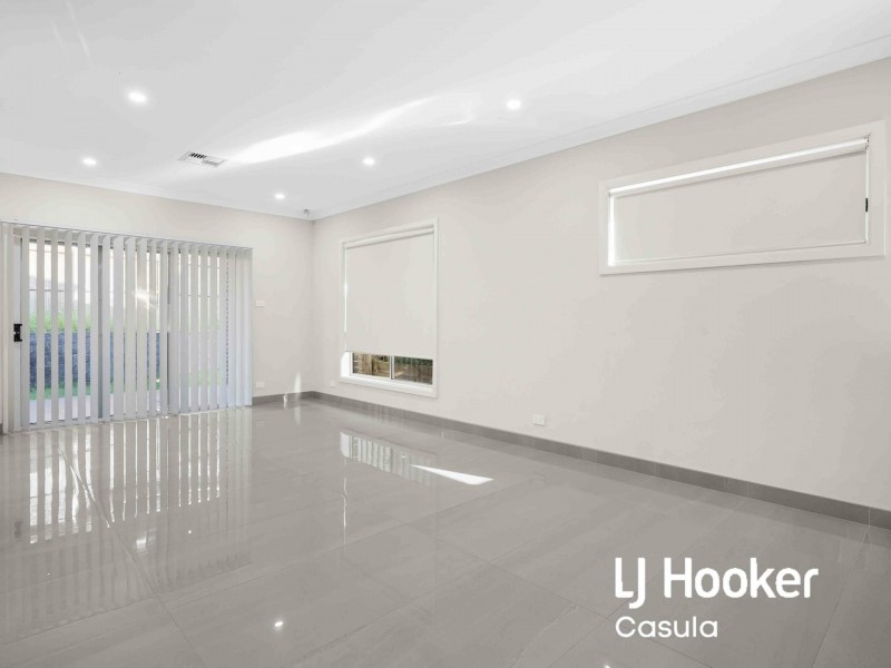 27 Vinny Road, Edmondson Park NSW 2174