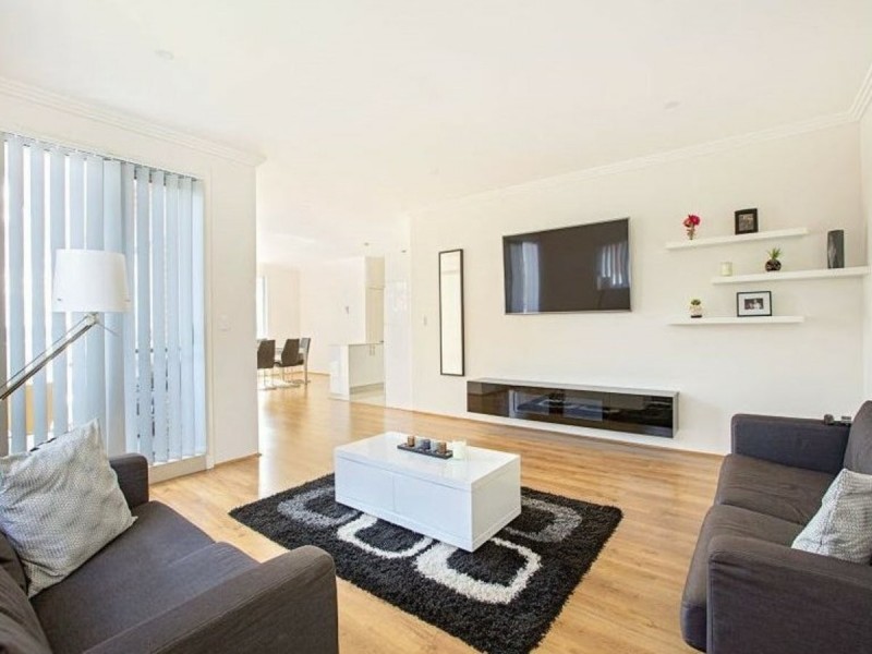 19/2 Kurrajong Road, Casula NSW 2170