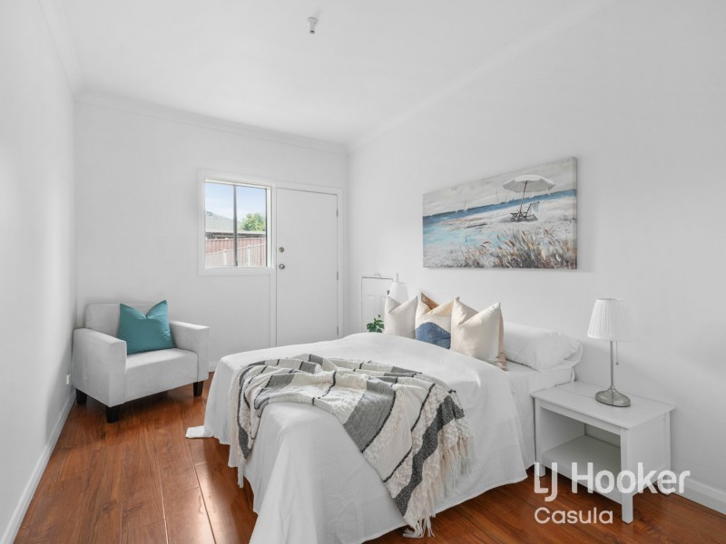 18 Simone Crescent, Casula NSW 2170