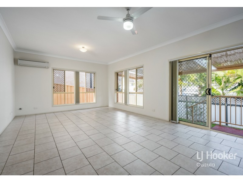 14 McCubbin Place, Casula NSW 2170