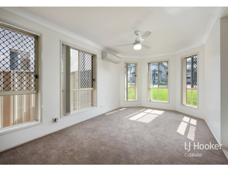 14 McCubbin Place, Casula NSW 2170