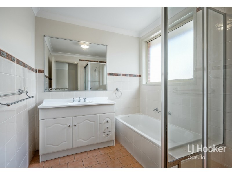 14 McCubbin Place, Casula NSW 2170