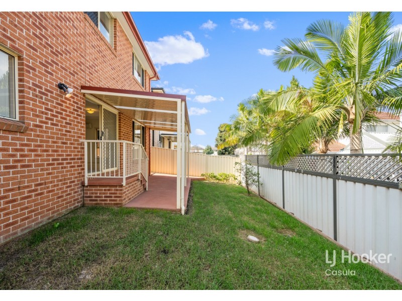14 McCubbin Place, Casula NSW 2170