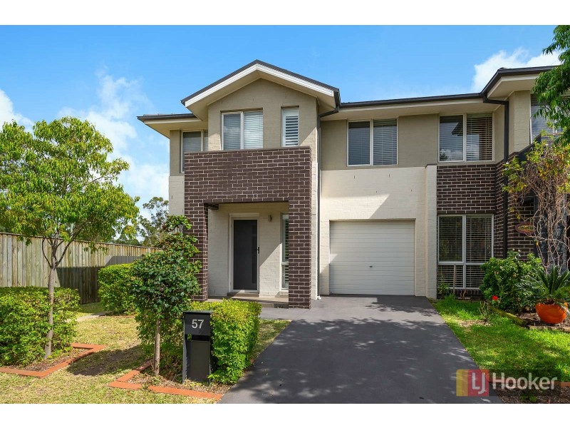 57 Sovereign Circuit, Glenfield NSW 2167