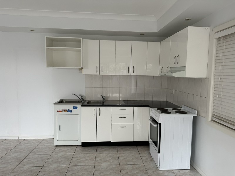 12A Pecan Place, Casula NSW 2170