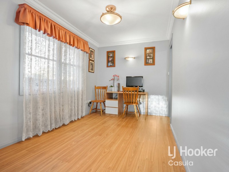 5 Jacaranda Crescent, Casula NSW 2170