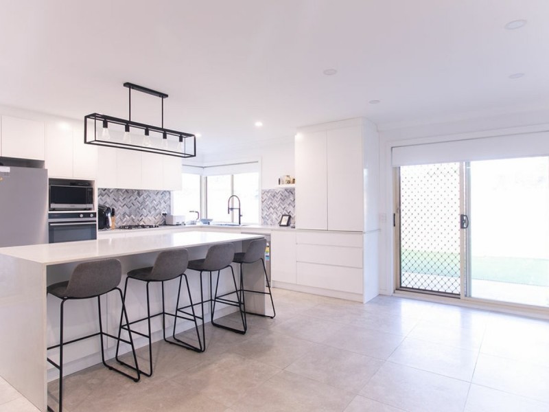 19 Magnolia Close, Casula NSW 2170