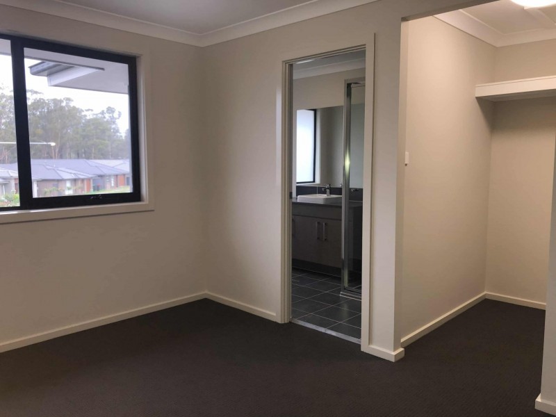 6A Aqueduct Street, Leppington NSW 2179