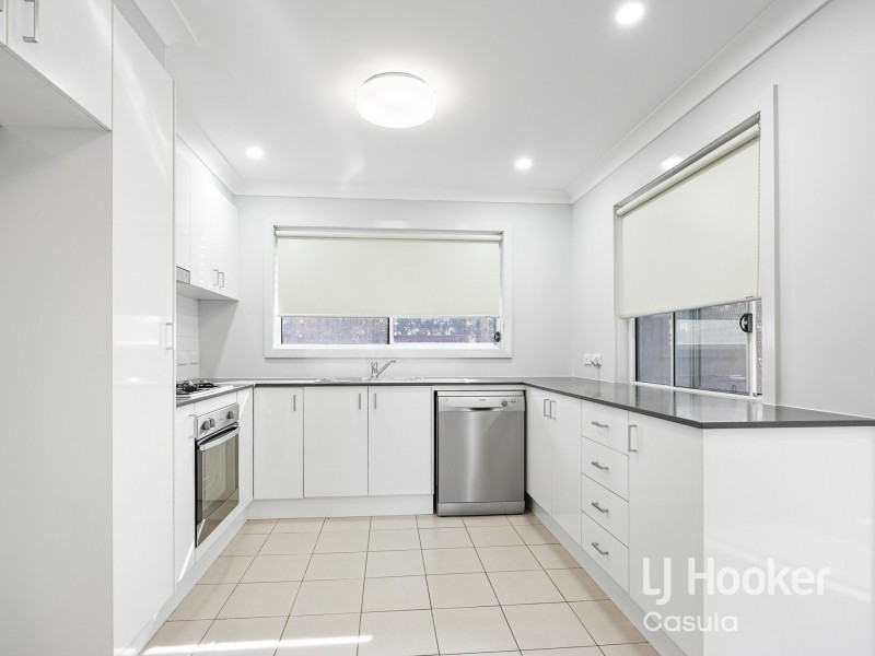 18/73 Sovereign Circuit, Glenfield NSW 2167