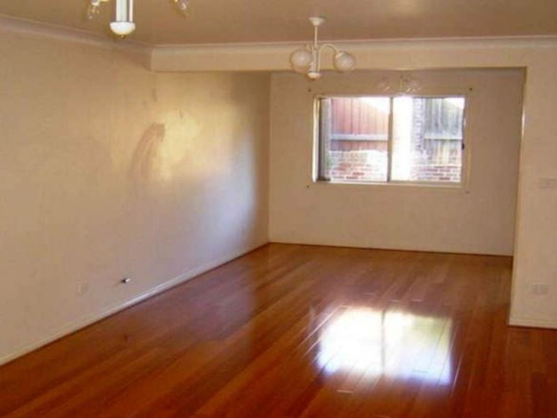 23/96 Fawcett Street, Glenfield NSW 2167