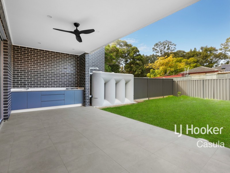 127 Oxford Street, Smithfield NSW 2164