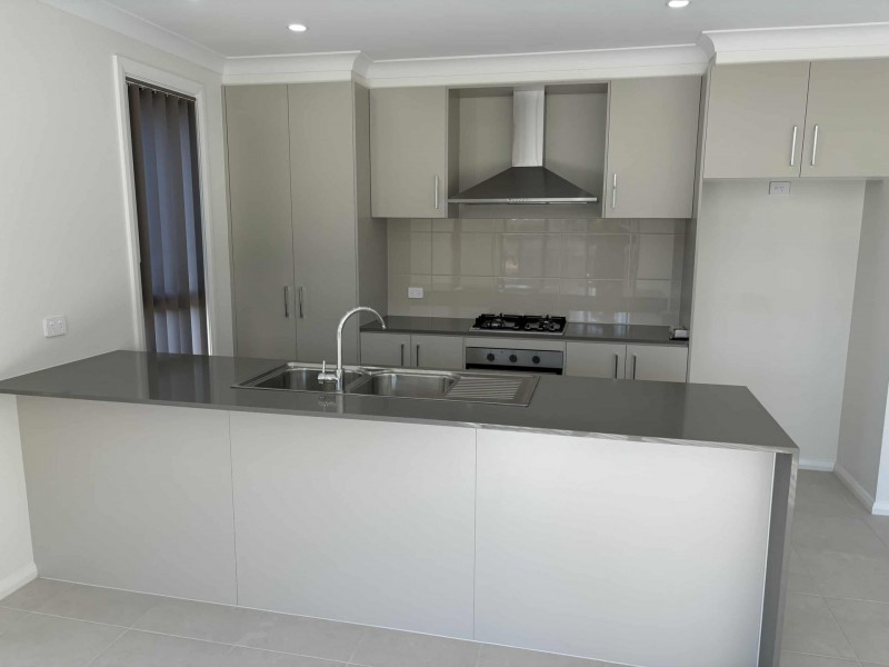 429 Tenth Avenue, Austral NSW 2179