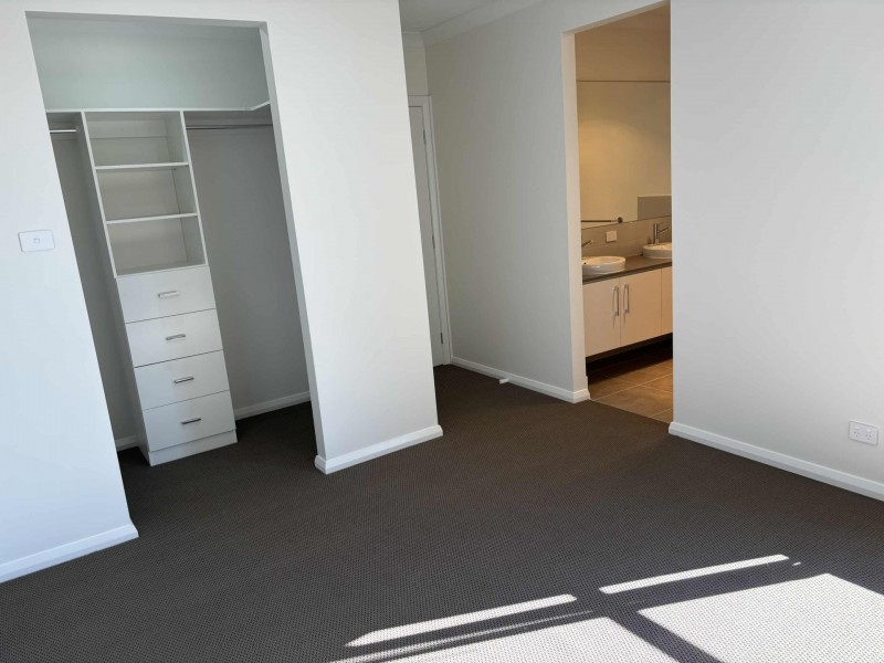 429 Tenth Avenue, Austral NSW 2179