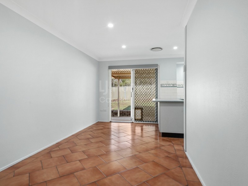 126 Helicia Road, Macquarie Fields NSW 2564
