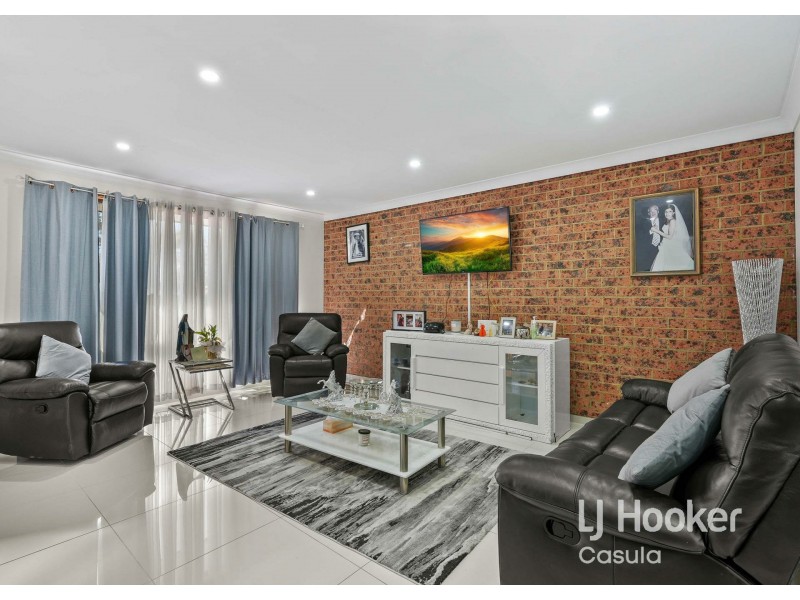 23/45 Pine Road, Casula NSW 2170