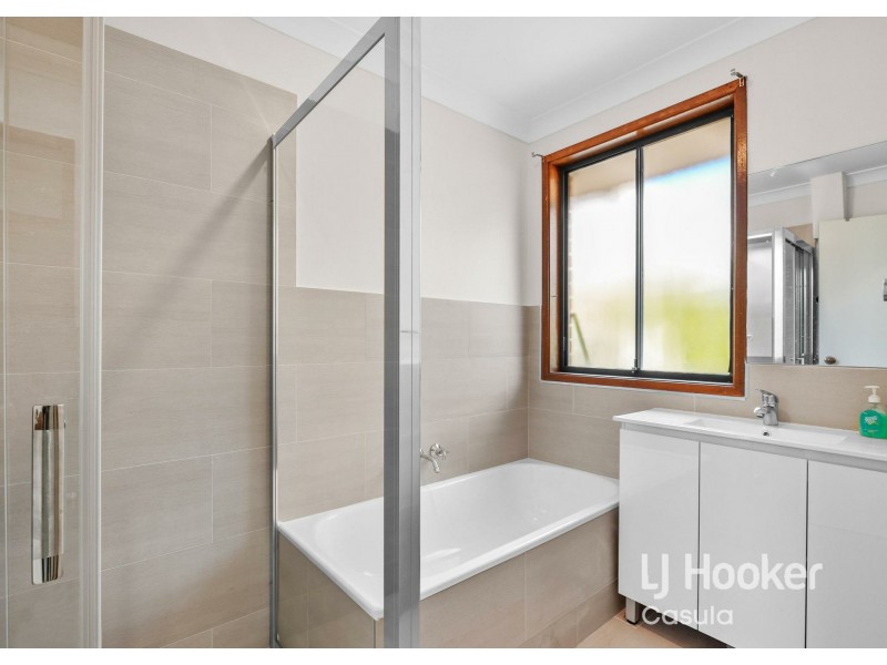 23/45 Pine Road, Casula NSW 2170