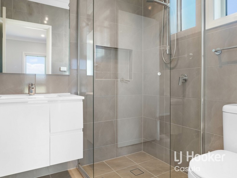 2 Softwood Street, Spring Farm NSW 2570