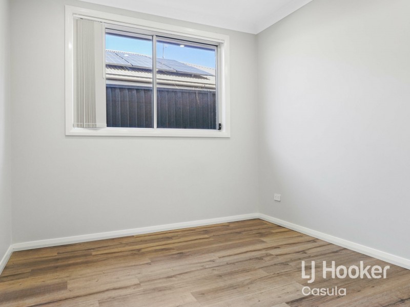 2 Softwood Street, Spring Farm NSW 2570