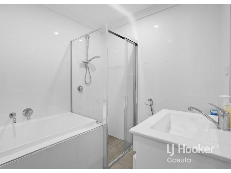 6/23-25 Mayberry Crescent, Liverpool NSW 2170