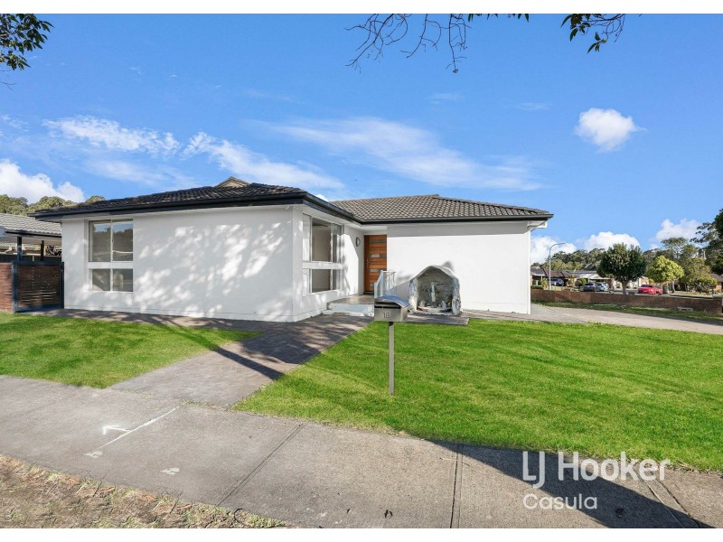 16 Malory Close, Wetherill Park NSW 2164