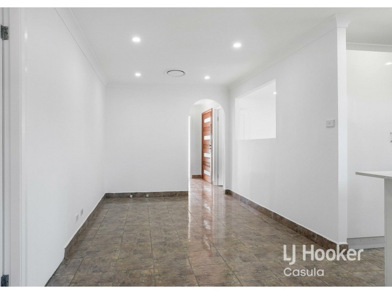 16 Malory Close, Wetherill Park NSW 2164
