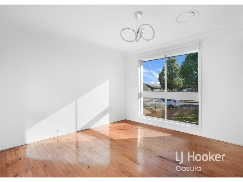 16 Malory Close, Wetherill Park NSW 2164