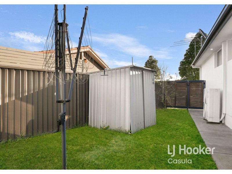 16 Malory Close, Wetherill Park NSW 2164
