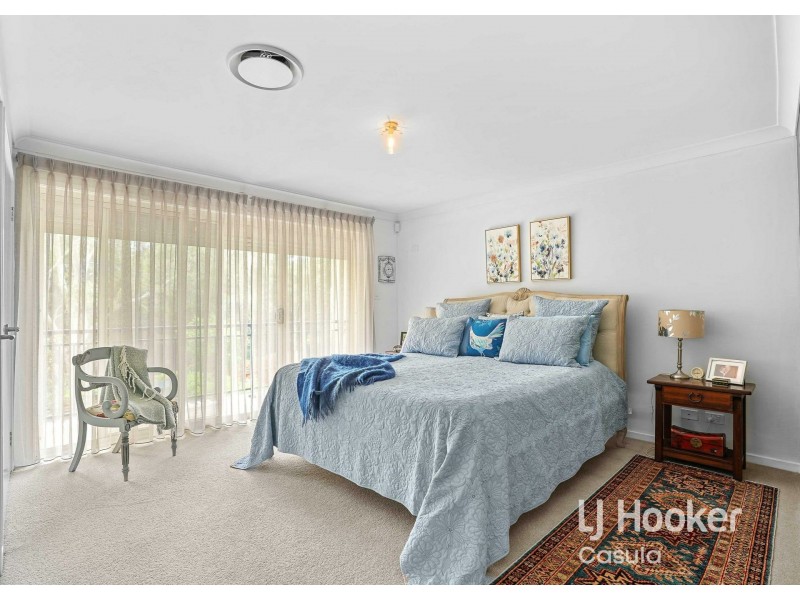 15 Cobble Circuit, West Hoxton NSW 2171