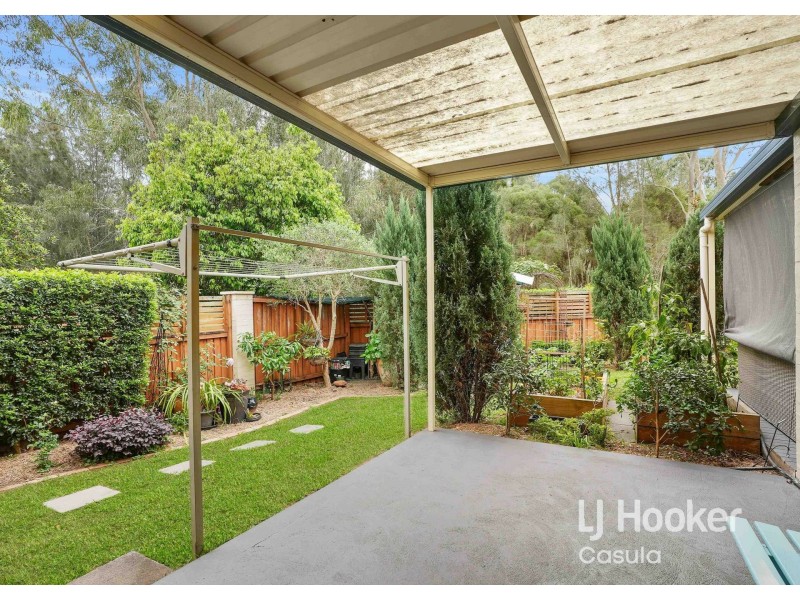 15 Cobble Circuit, West Hoxton NSW 2171