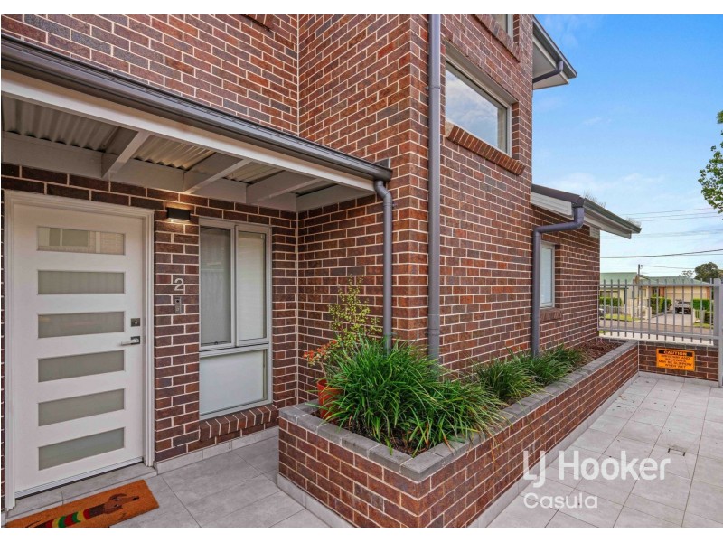 2/20 Blackwood Avenue, Casula NSW 2170