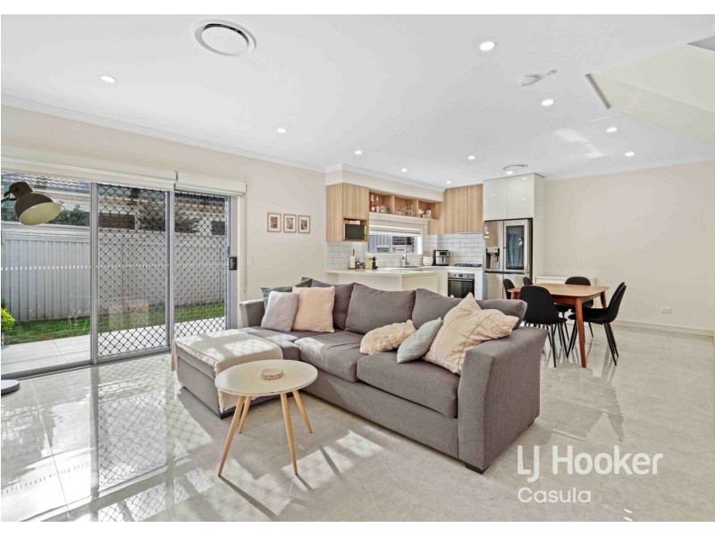2/20 Blackwood Avenue, Casula NSW 2170