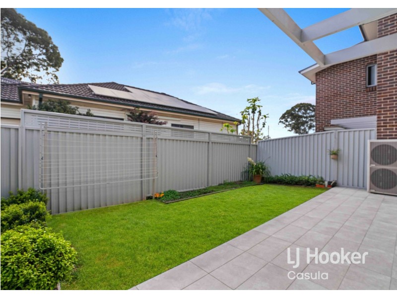 2/20 Blackwood Avenue, Casula NSW 2170