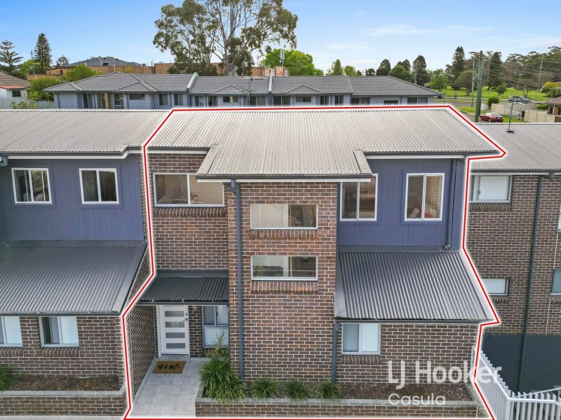 2/20 Blackwood Avenue, Casula NSW 2170