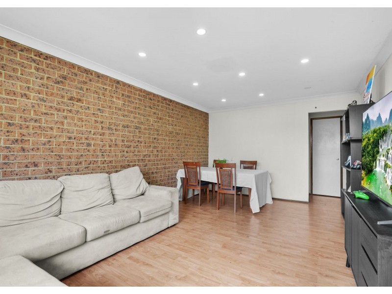 6/45 Pine Road, Casula NSW 2170