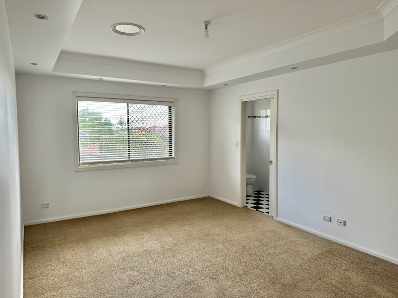 12A Pecan Place, Casula NSW 2170