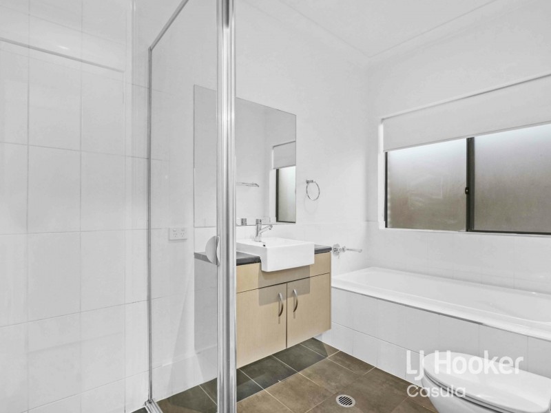 25 Founders Avenue, Leppington NSW 2179