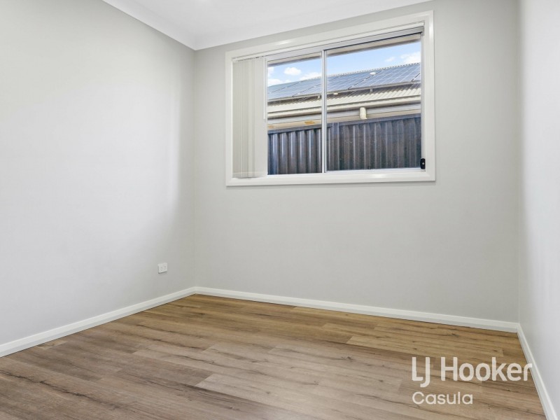 2 Softwood Street, Spring Farm NSW 2570