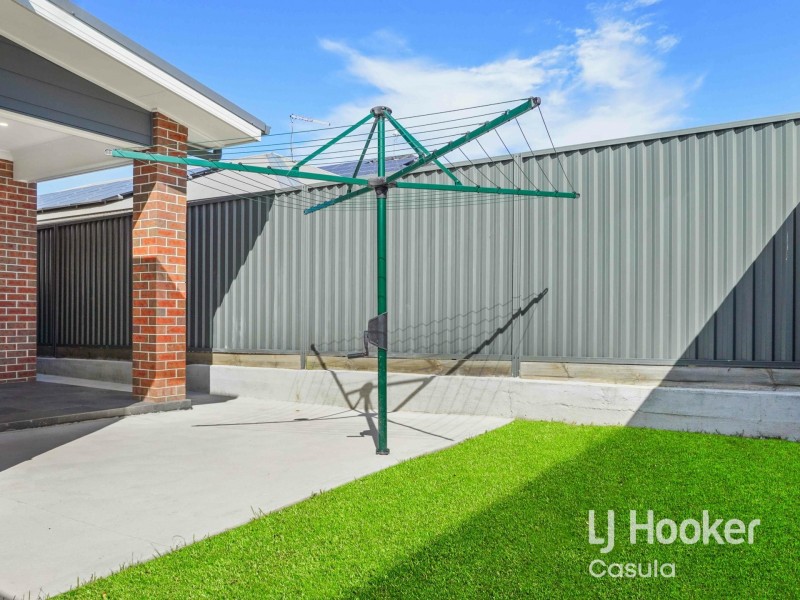 2 Softwood Street, Spring Farm NSW 2570