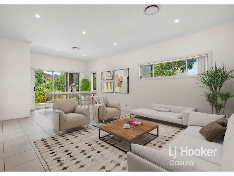 9 Wright Place, Casula NSW 2170