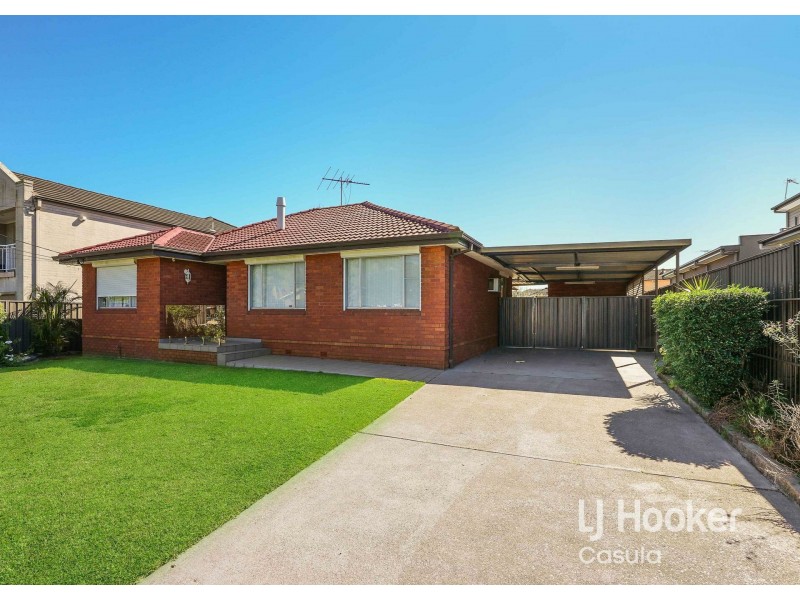53 Junction Road, Moorebank NSW 2170