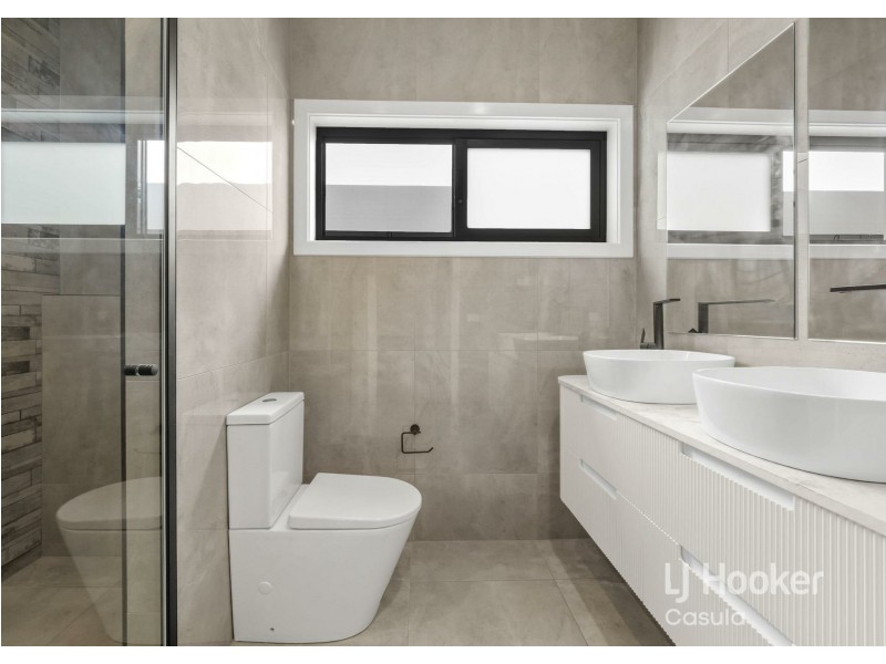 70 Skipton Lane, Prestons NSW 2170