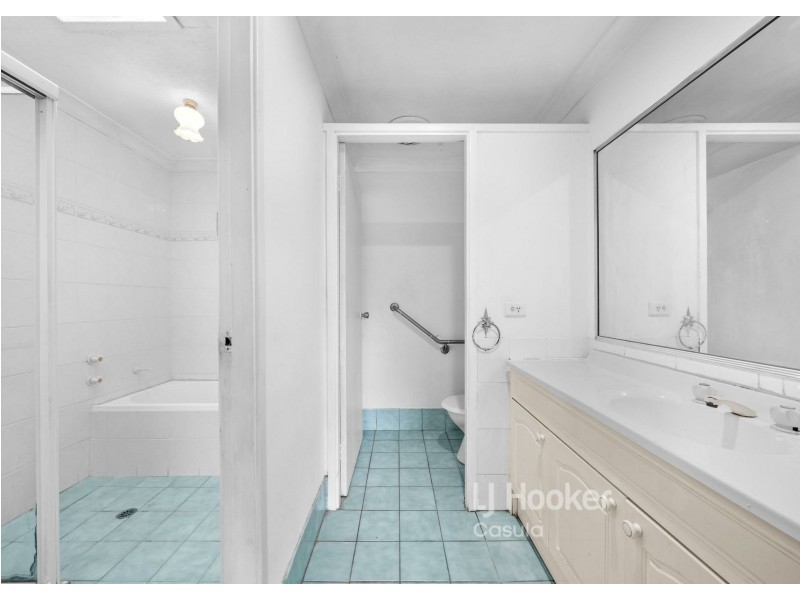 14 Harrow Road, Glenfield NSW 2167