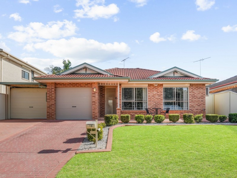 1B Bellata Place, Hinchinbrook NSW 2168
