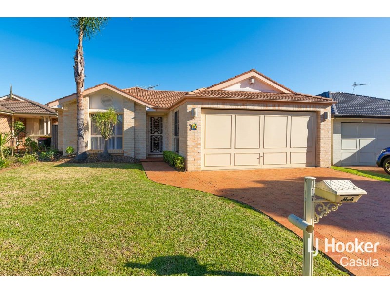 17 Magnolia Close, Casula NSW 2170