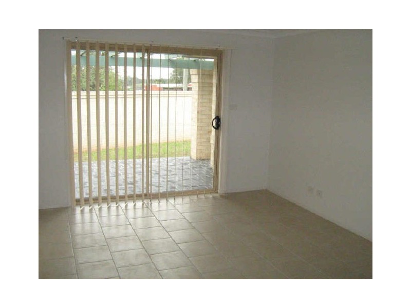 62 Box Rd, Casula NSW 2170