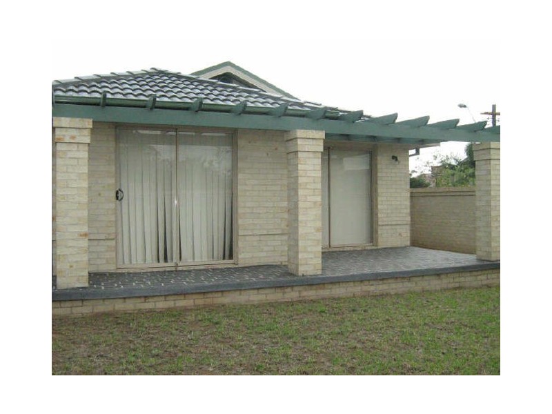 62 Box Rd, Casula NSW 2170