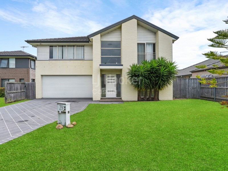 29 Grenada Road, Glenfield NSW 2167