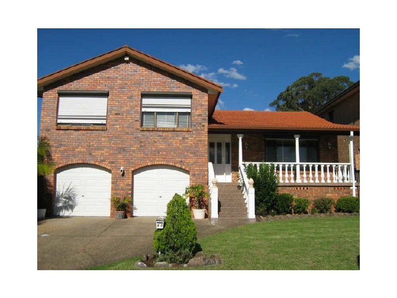 80 Jacaranda Cres, Casula NSW 2170