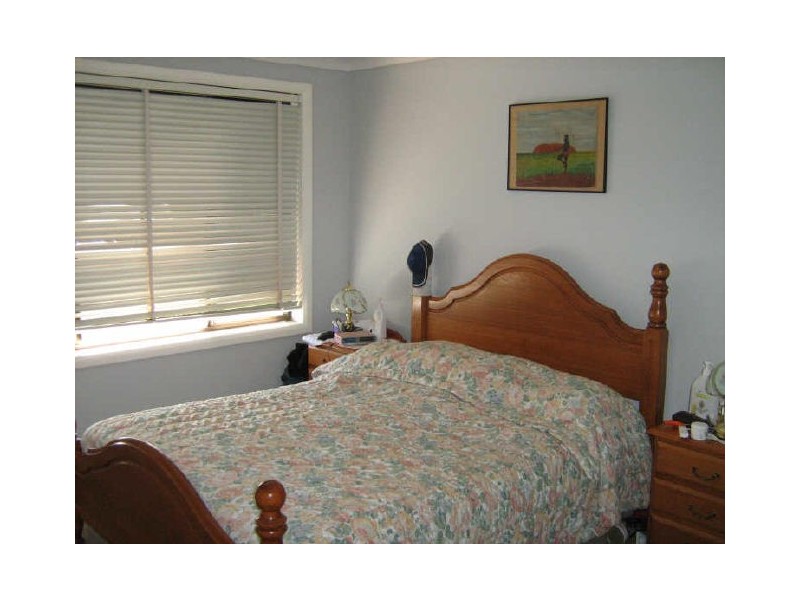 80 Jacaranda Cres, Casula NSW 2170